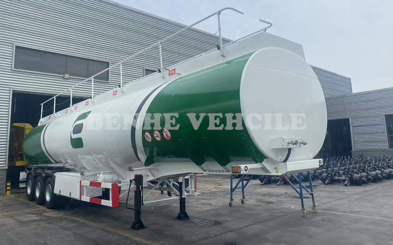 El remolque cisterna de combustible de 45000 litros de tres ejes se enviar&aacute; a Tanzania