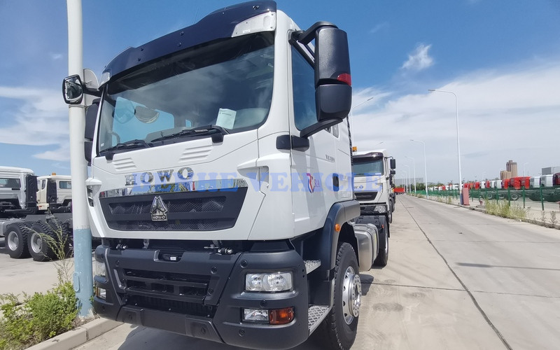 Le camion tracteur HOWO TX 4x2 sera exp&eacute;di&eacute; en Sierra Leone 